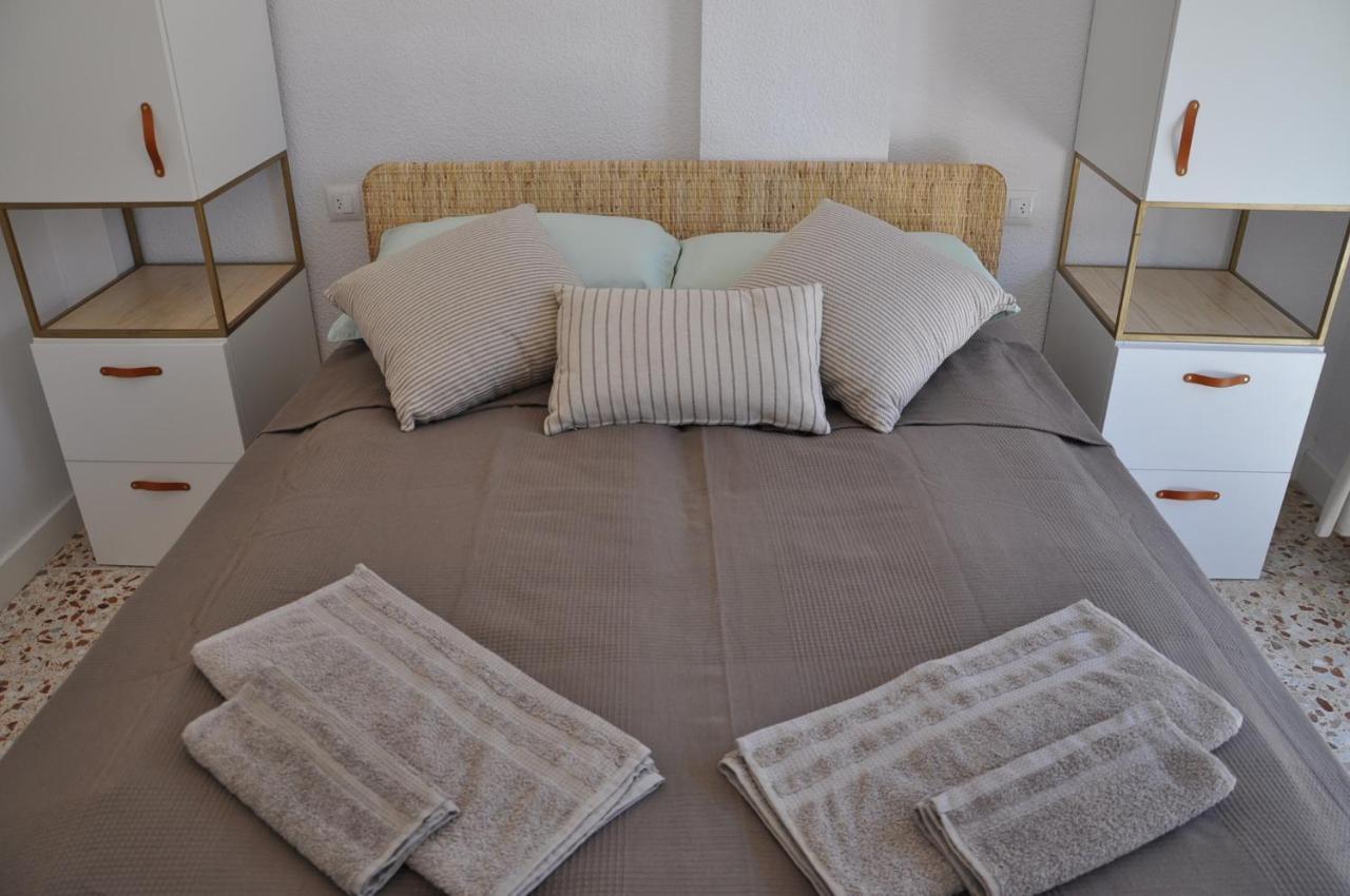 Apartamento Soleado Leilighet Torrevieja Eksteriør bilde